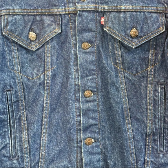 Levi's Vintage Red and Black Buffalo Plaid Trucker Denim Jacket. Size 42 - Picture 10 of 16